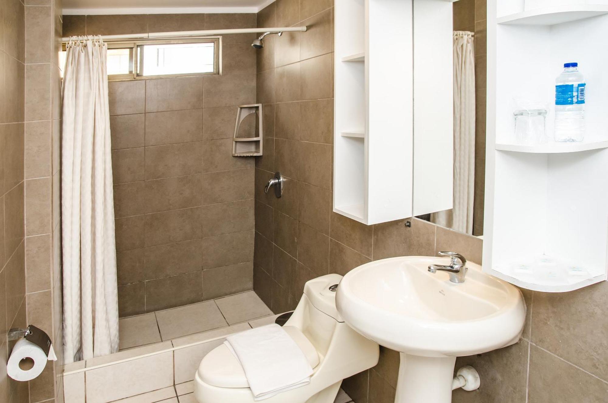 Hotel Vistalmar マンタ 部屋 写真